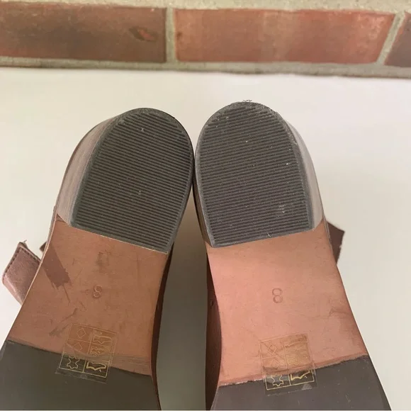 Journee Collection Womens Brown leather block heel Ankle Boots Shoes US 8 M - Picture 9 of 11